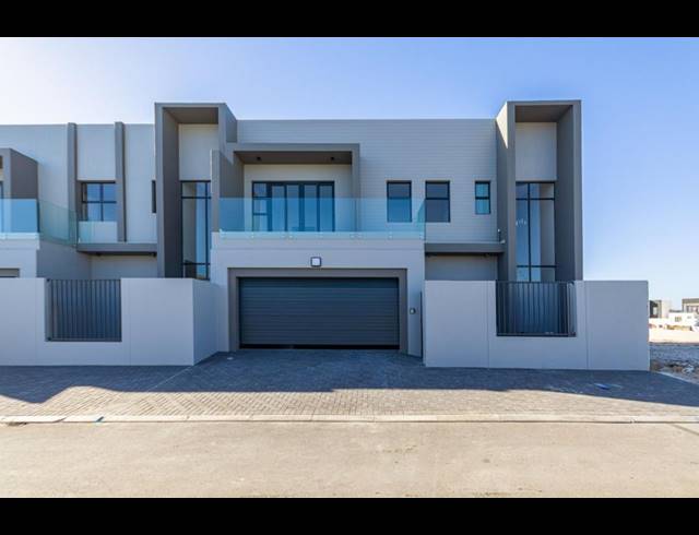 4 BEDROOM HOUSE FOR SALE IN SANDOWN